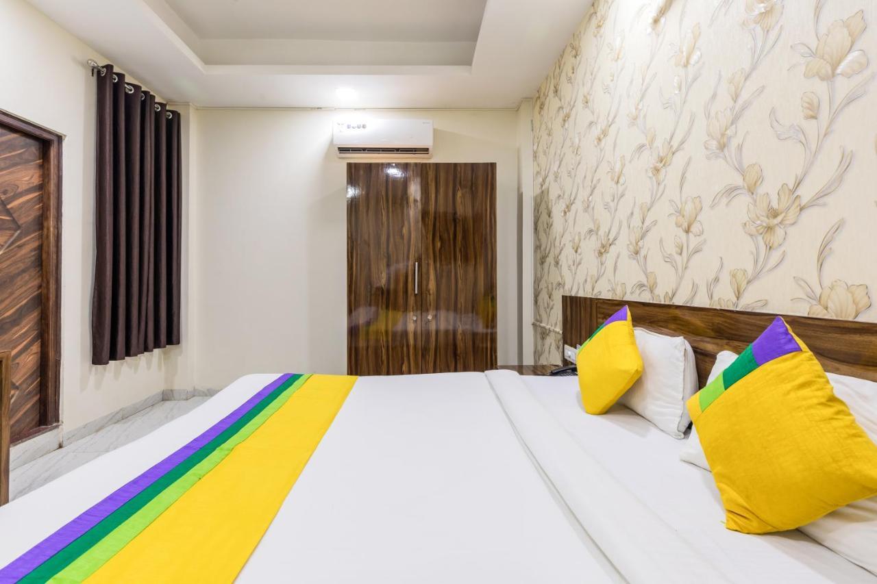 Treebo Trip Namaste Hotel Индор Екстериор снимка