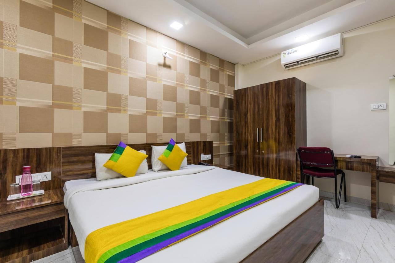 Treebo Trip Namaste Hotel Индор Екстериор снимка