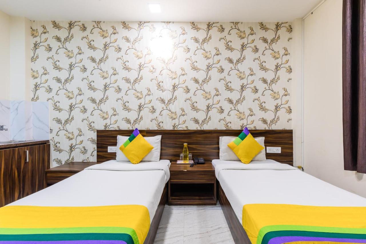 Treebo Trip Namaste Hotel Индор Екстериор снимка